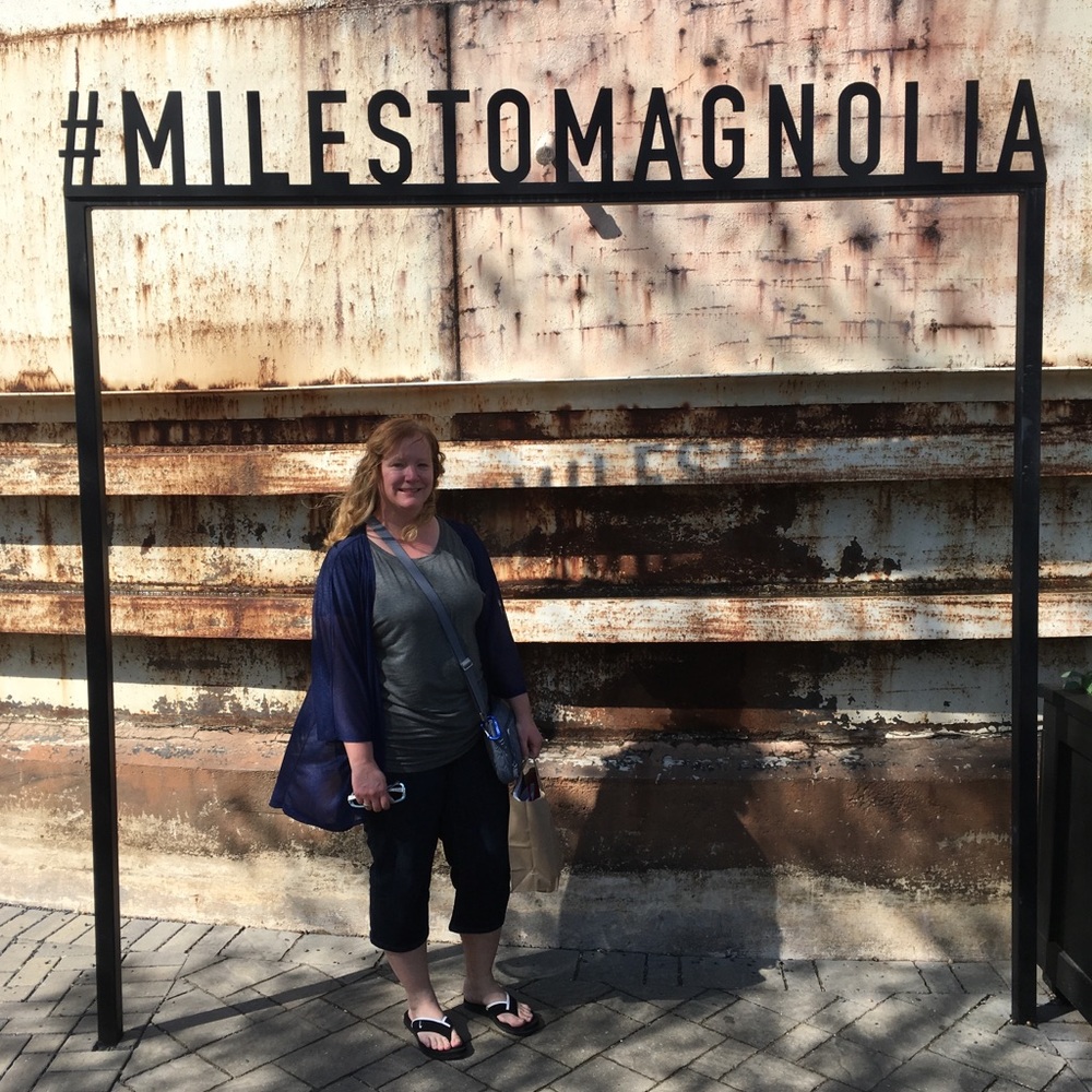 Meet your Posher, Dionne